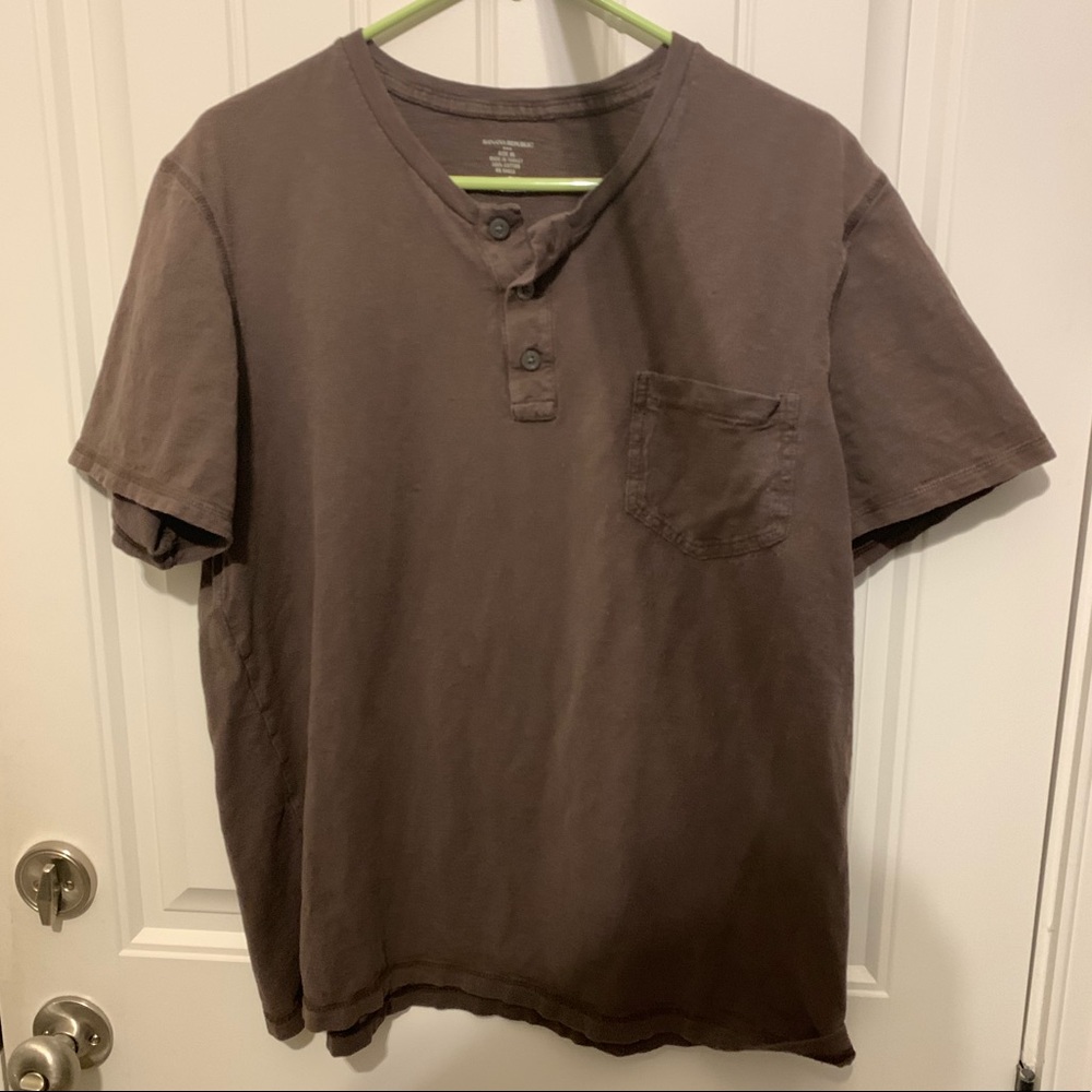 Banana Republic short sleeve Henley